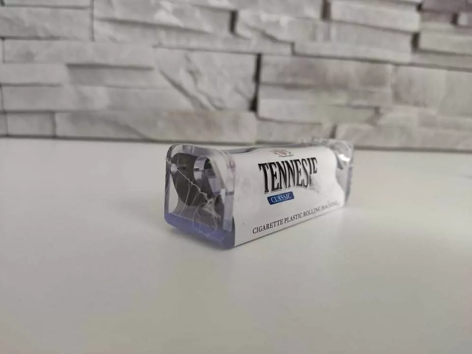 Ručná rolovačka cigariet - plastová