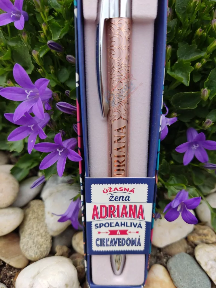 Pero s menom: Adriana