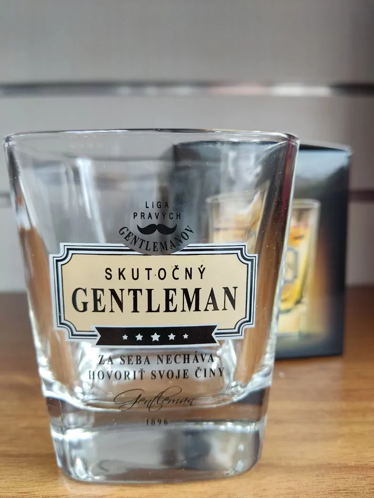 Pohár na whisky Pravý Gentleman 2