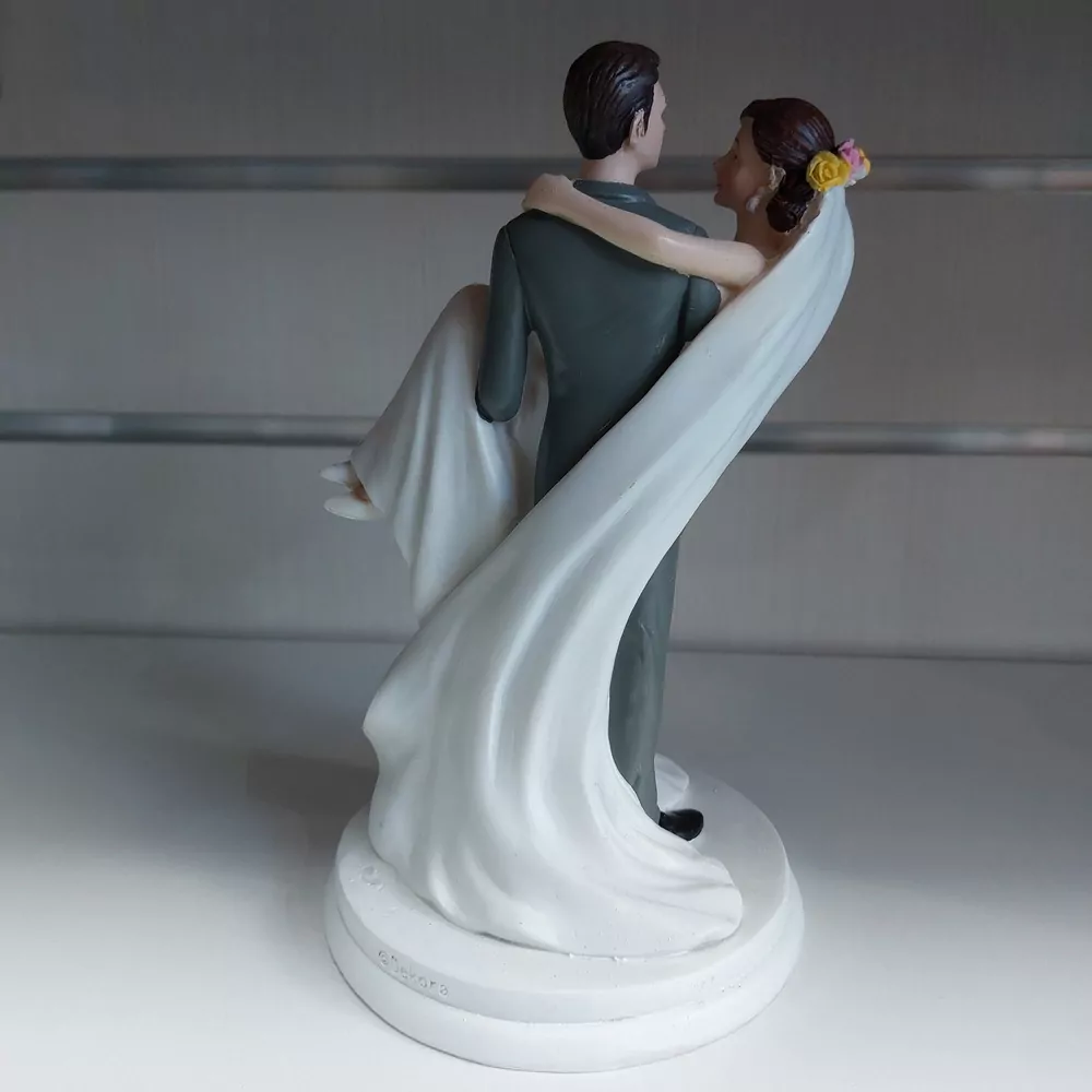 Dekorácia: Nevesta na rukách