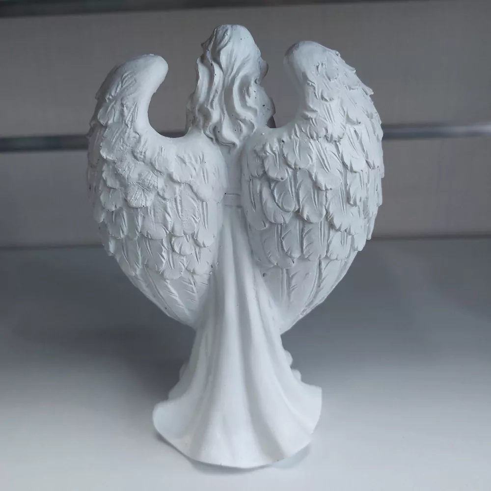 xAnjel s miestom na sviečku- biely