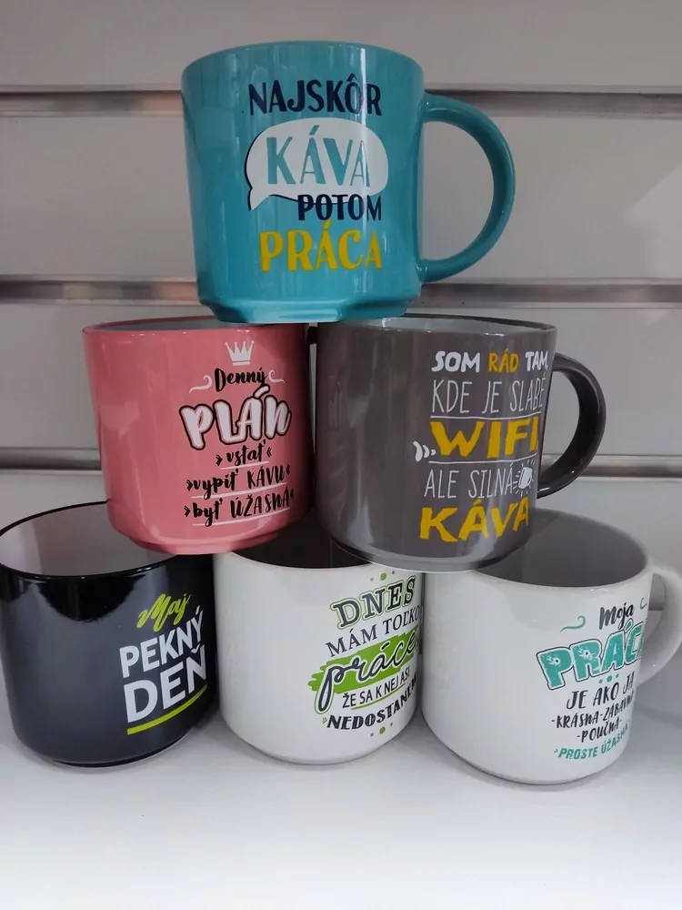 Hrnček Najskôr káva potom práca