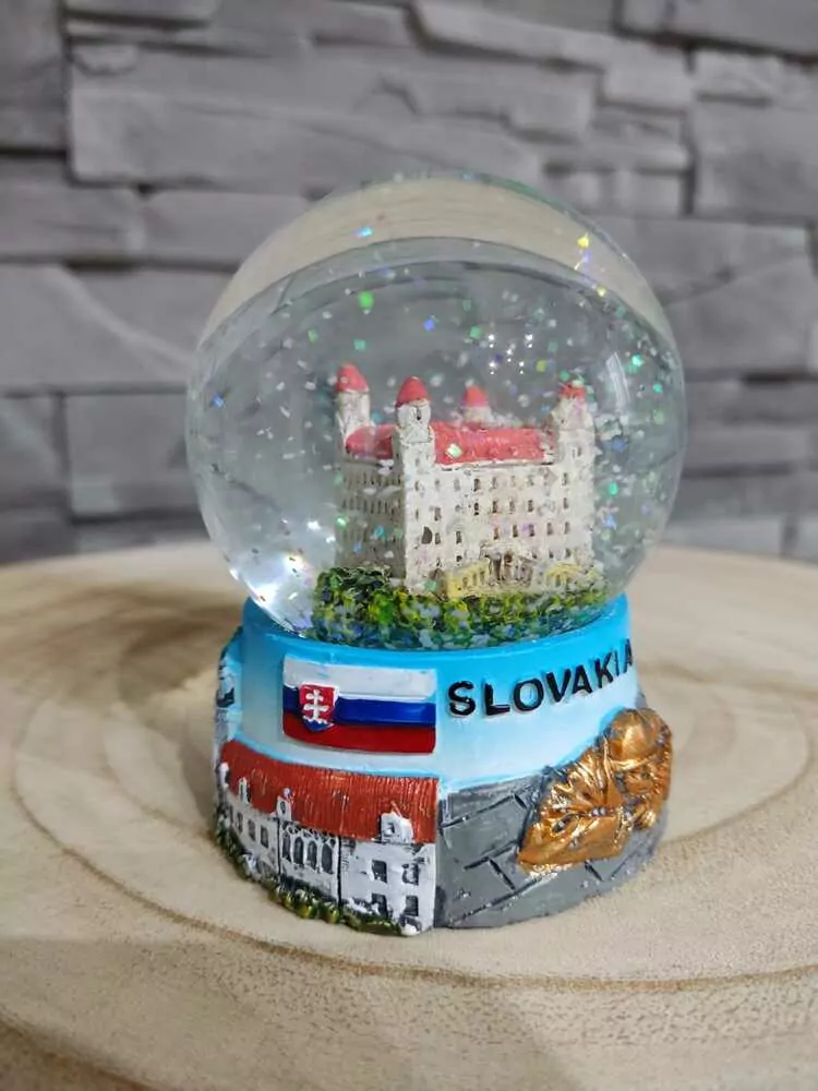 Sklenená snehová guľa veľká - Bratislava