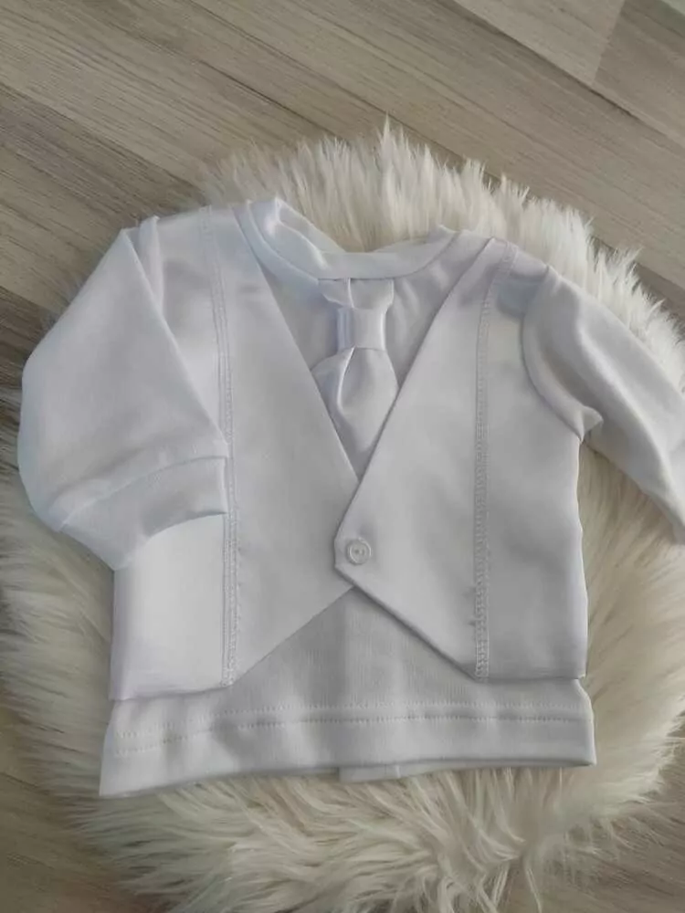 Oblečenie na krst pre chlapčeka - s kravatou