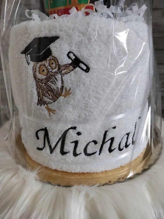  Darčekový balík na promócie s menom absolventa/absolventky