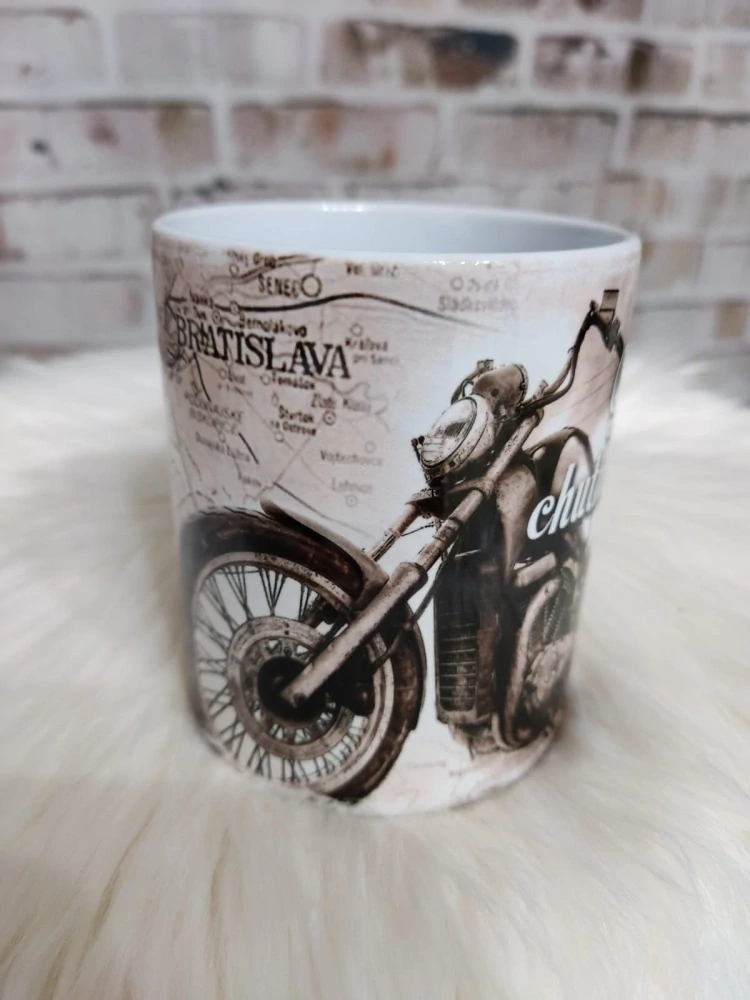 Hrnček pre motorkára