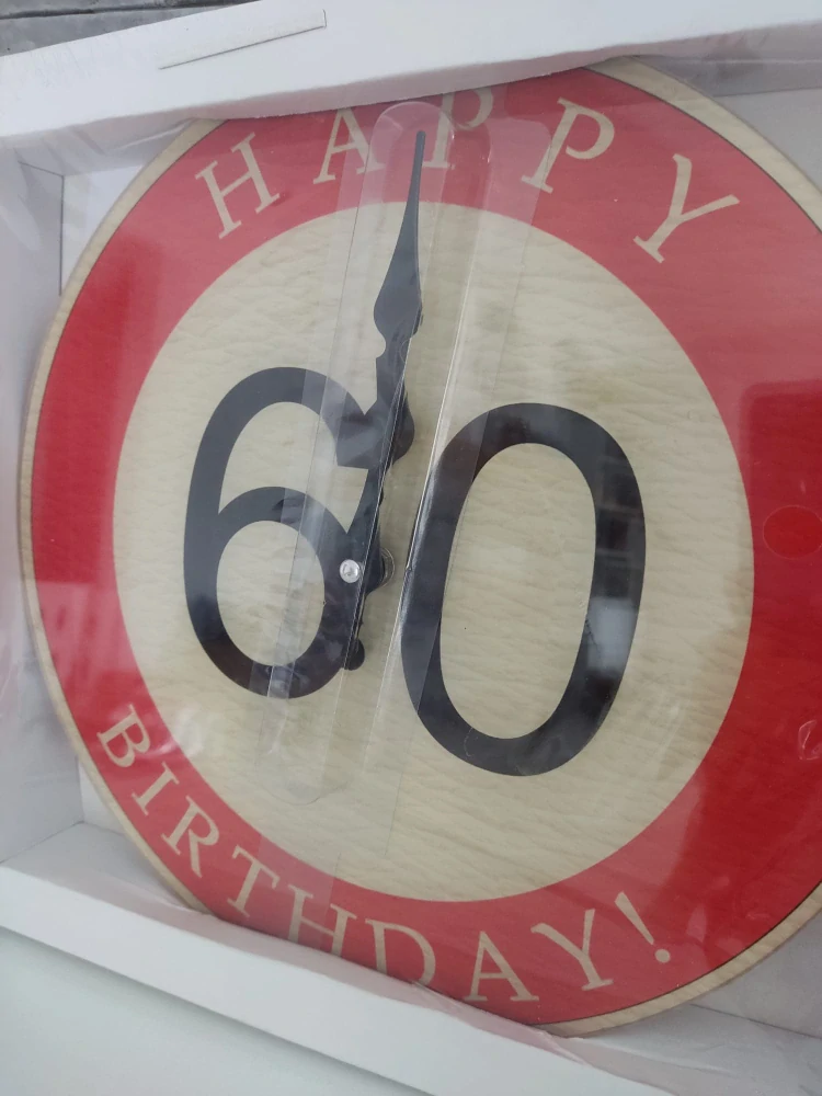 Nástenné hodiny 60