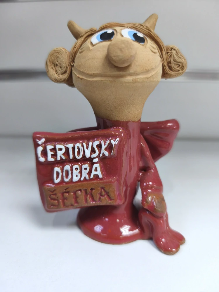 Hlinená postavička šéf/ šéfka farebná