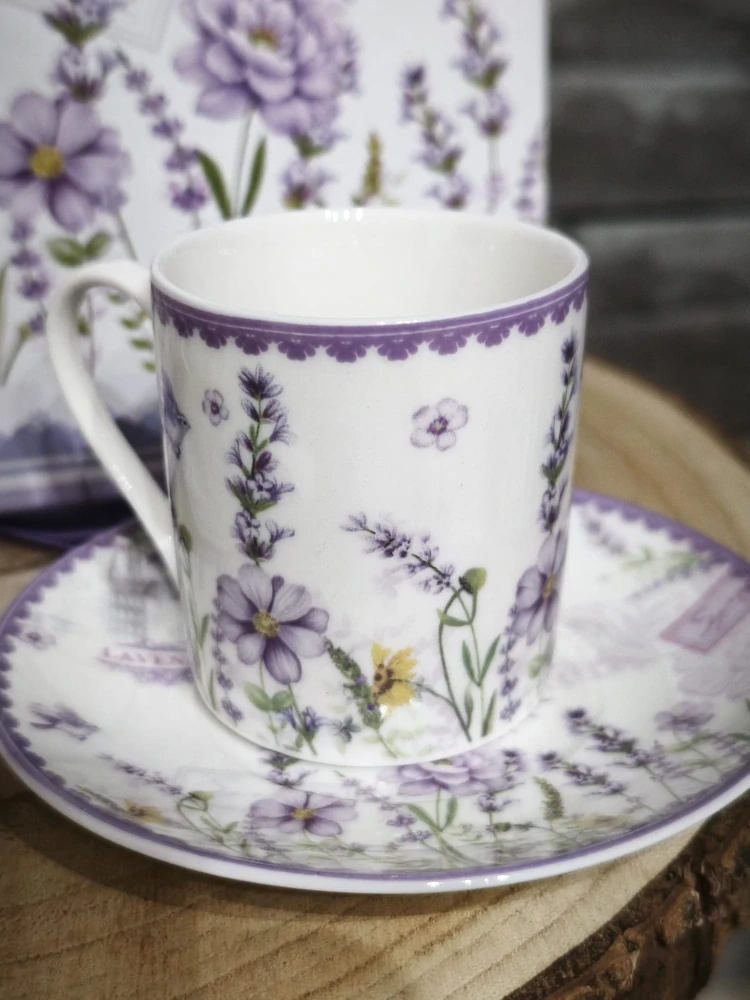 ☕ Sada 2 hrnčekov s podšálkami – Levanduľa 100 ml