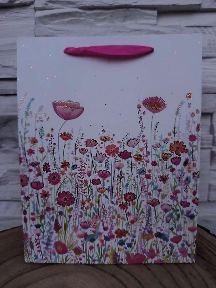 🌼 Darčeková taška s motívom lúčnych kvetov