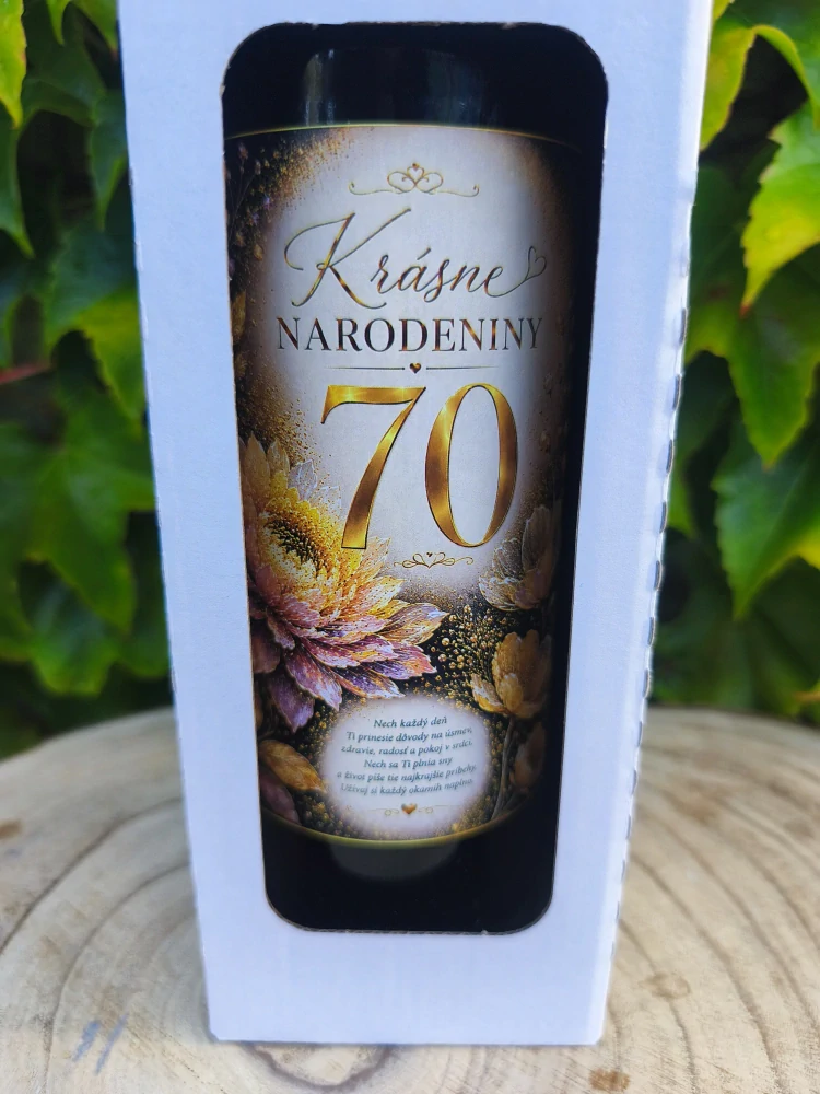 Víno v darčekovej krabičke k 70. narodeninám 🍷🎉