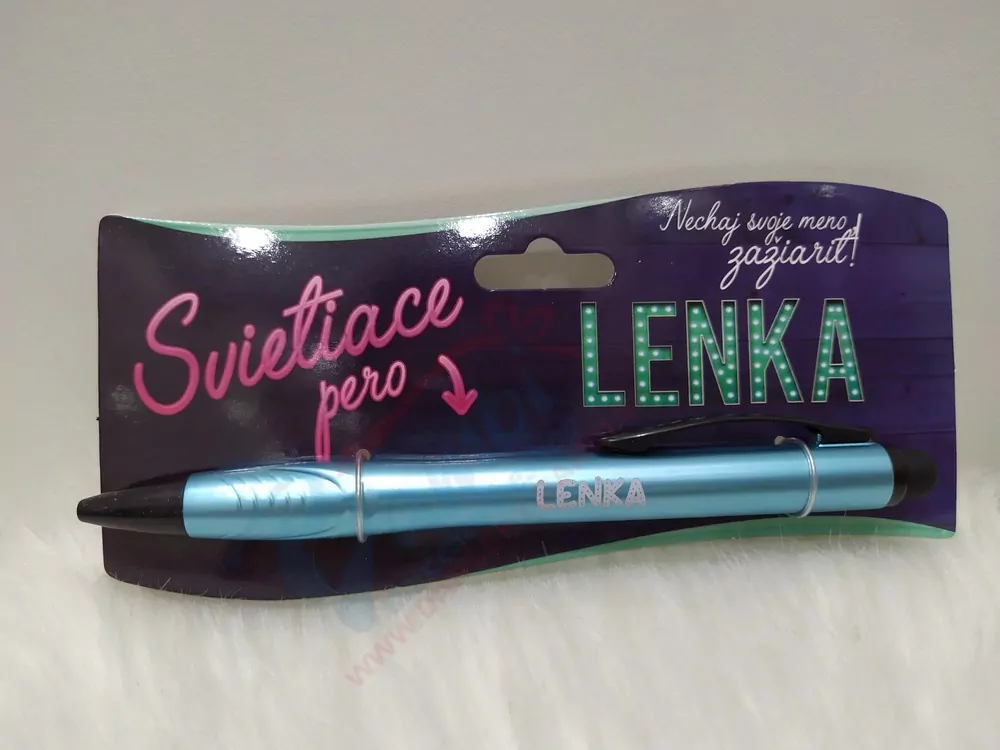 Svietiace pero Lenka
