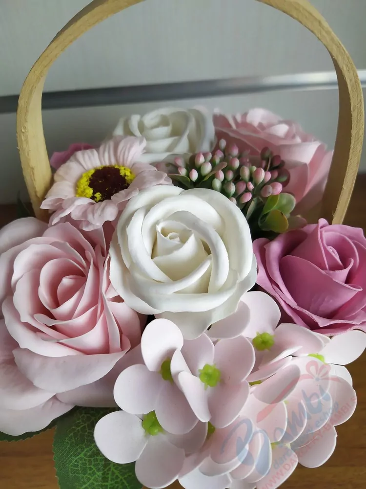 Košík z mydlových kvetov Pink rose