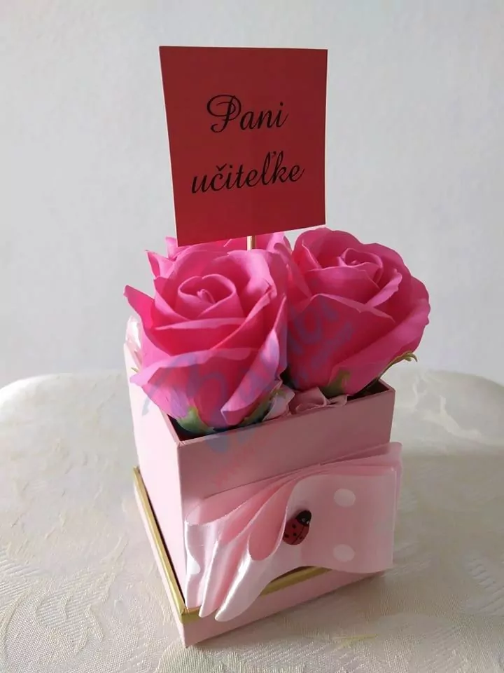 Mydlový flower box 3 Pani učiteľke ružová