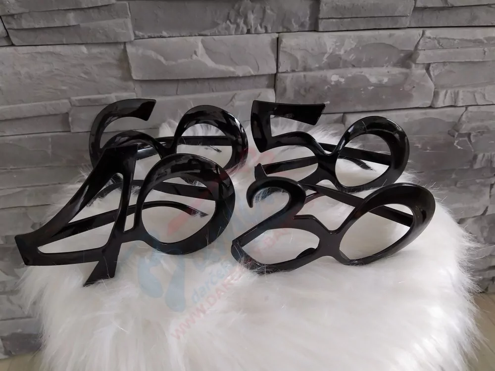 Narodeninové párty okuliare 40 čierne