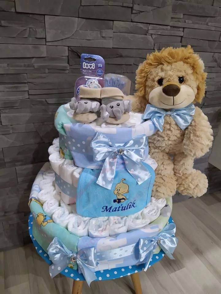 Maxi plienková torta s látkovými plienkami