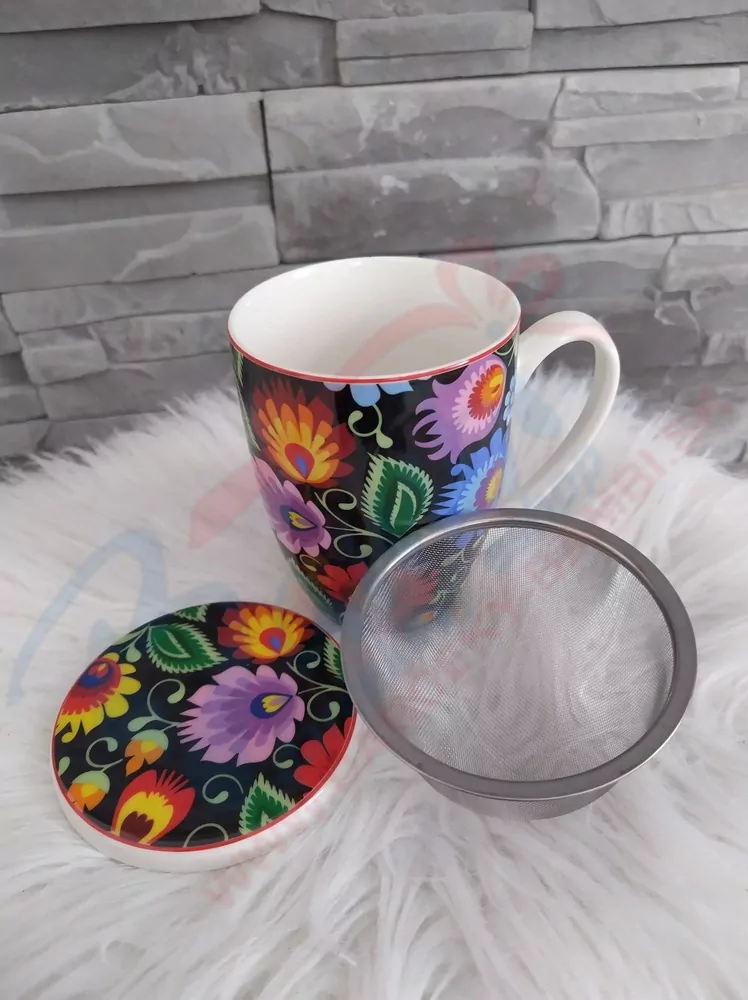 Šálka so sitkom a pokrievkou-farebná