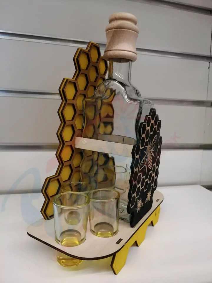 Karafa pre včelára 