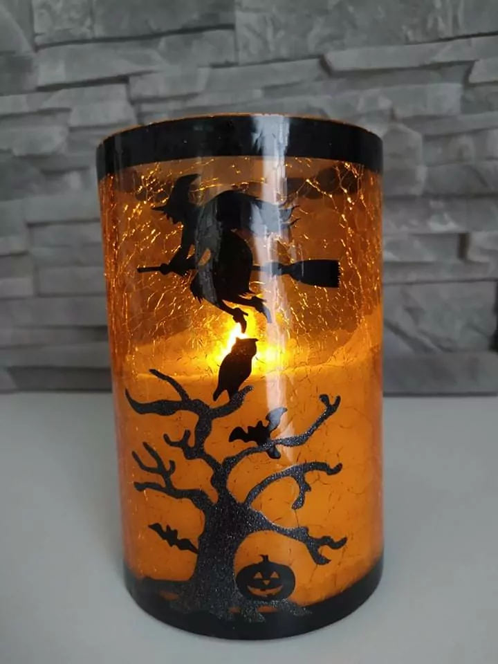 Dekorácia LED STRIGA NA METLE