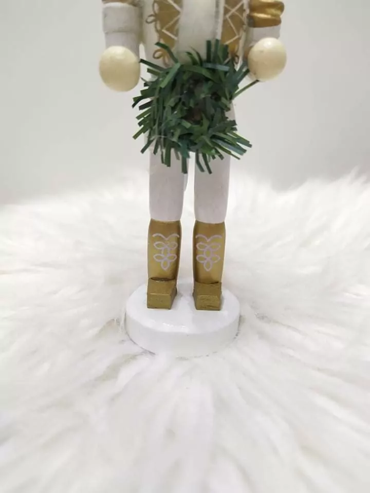 xLuskáčik na zavesenie 5