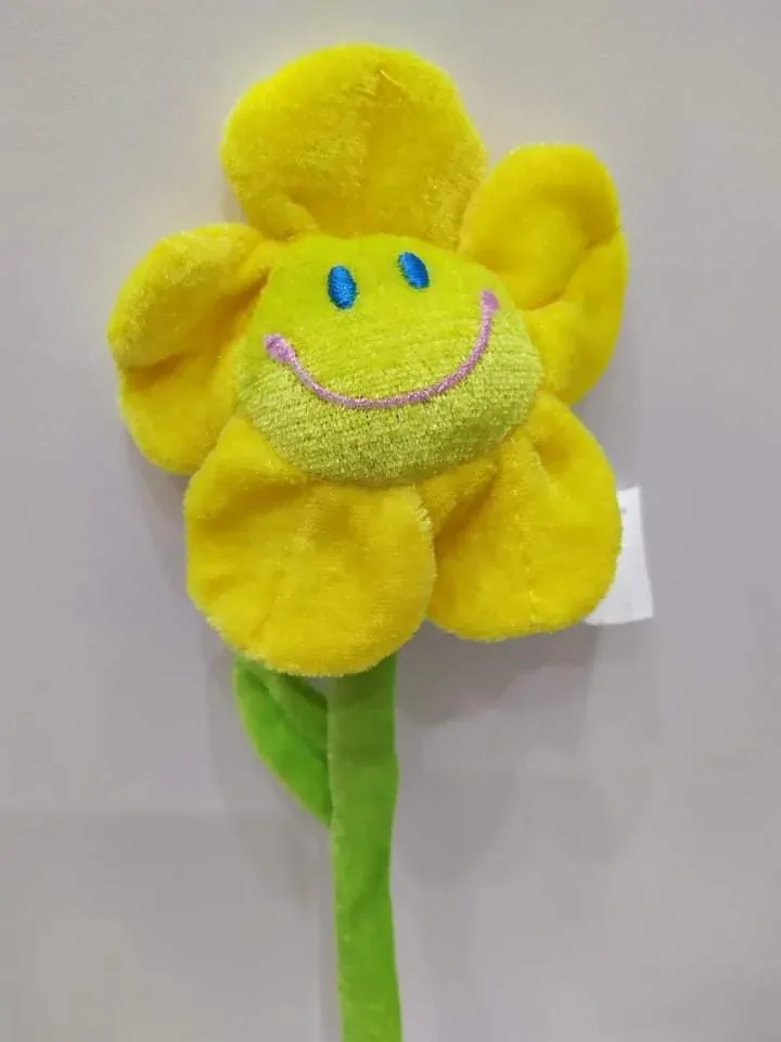 x Látková kvetinka žltá