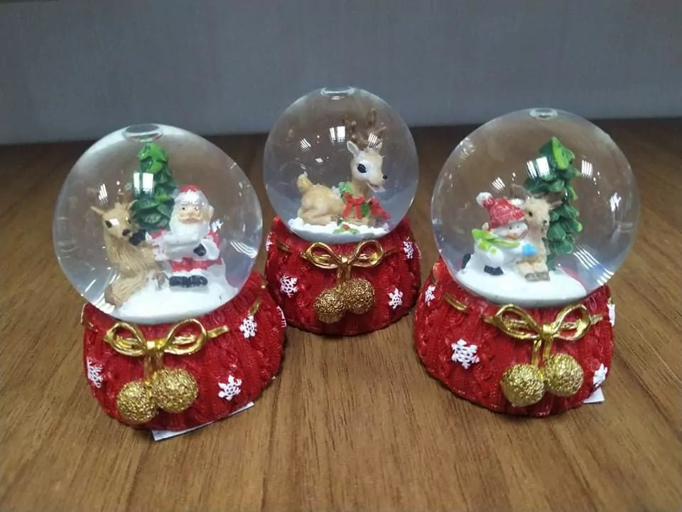 x Snežítko - Jeleň a Santa