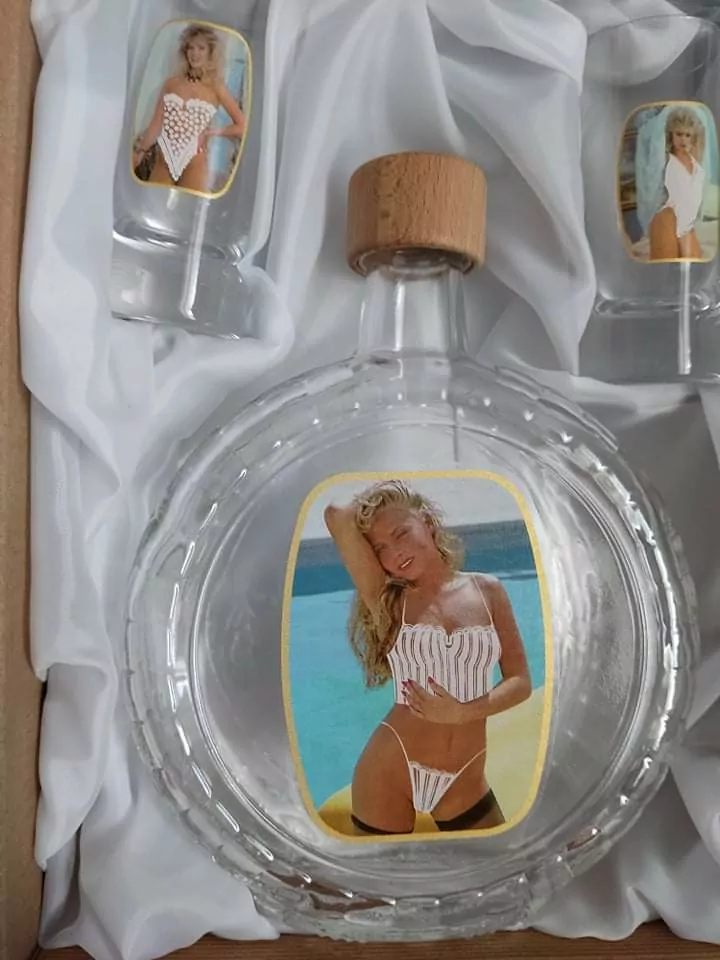 Darčeková sada - Termo fľaša+6 štamperlíkov