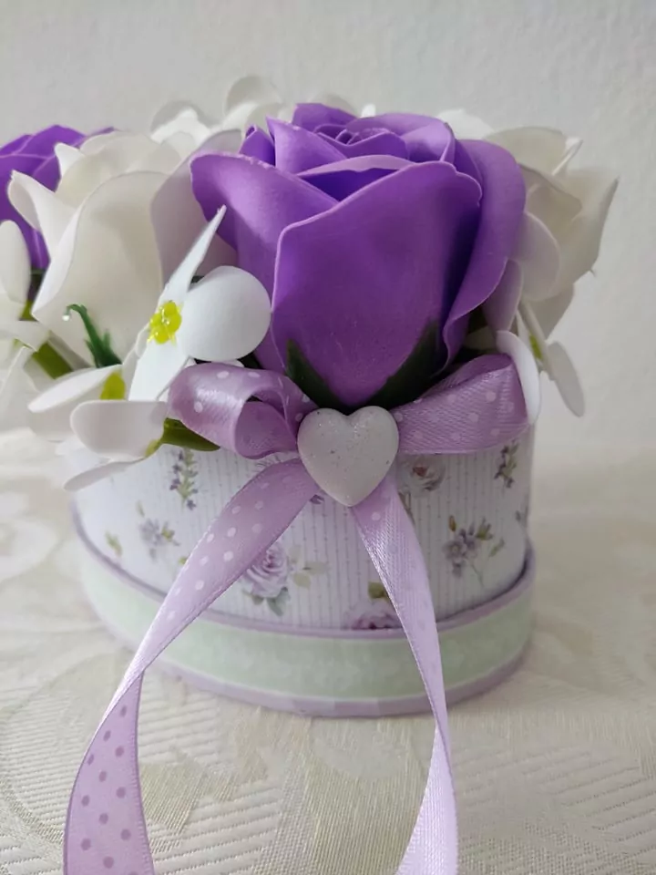 Flowers box - Biely
