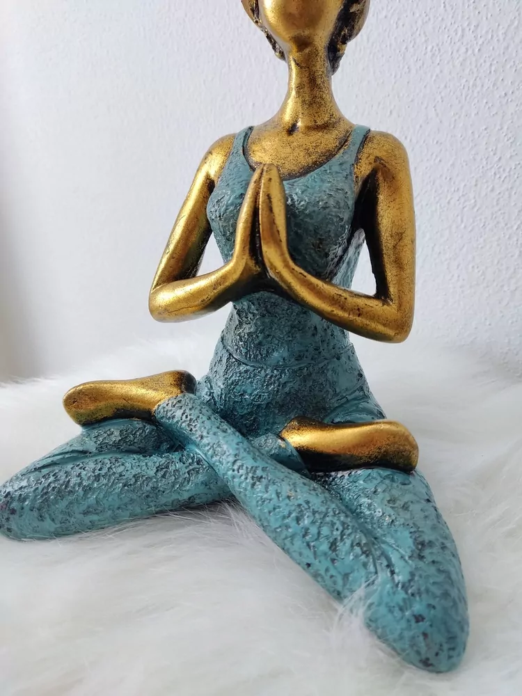 Joga žienka: bronzovo - modrá