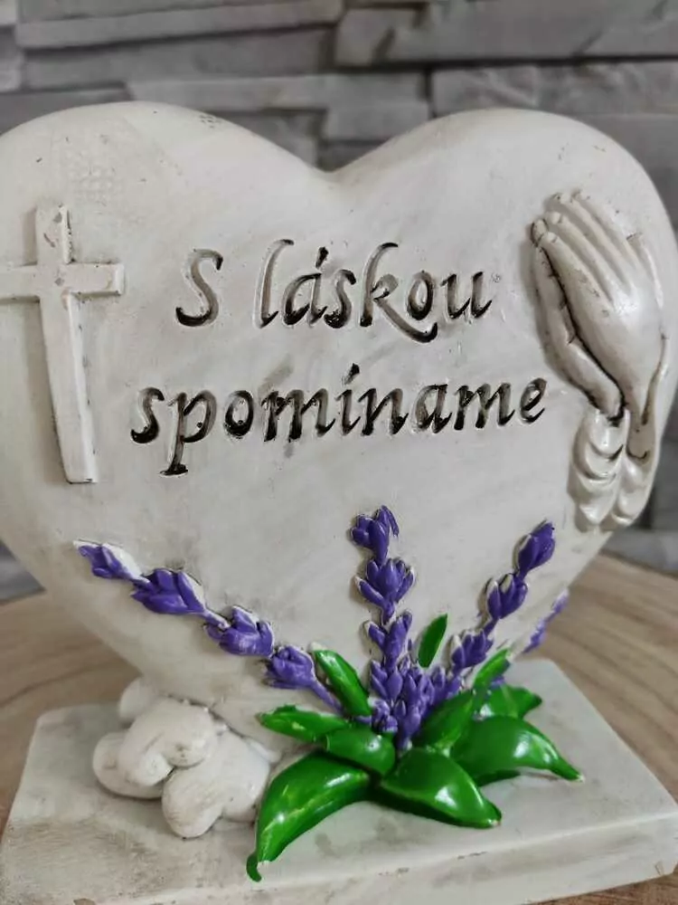 Srdiečko - s láskou spomíname