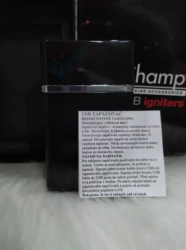 USB zapaľovač s tabatierkou čierny