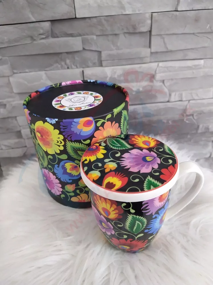 Šálka so sitkom a pokrievkou-farebná