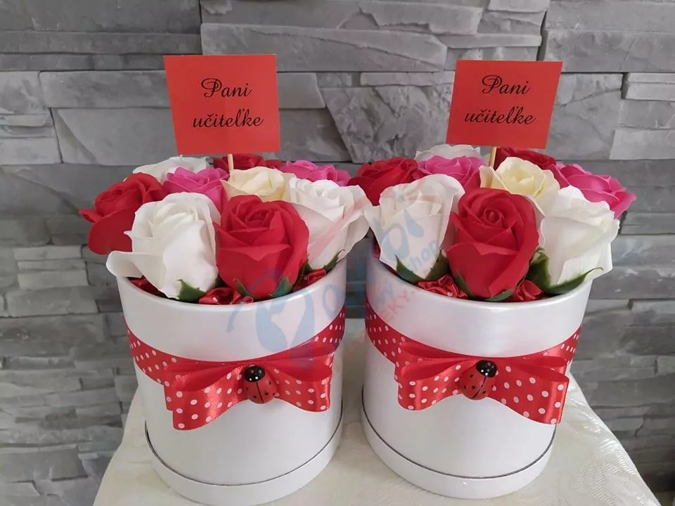 Mydlový flower box mix 9 Pani učiteľke