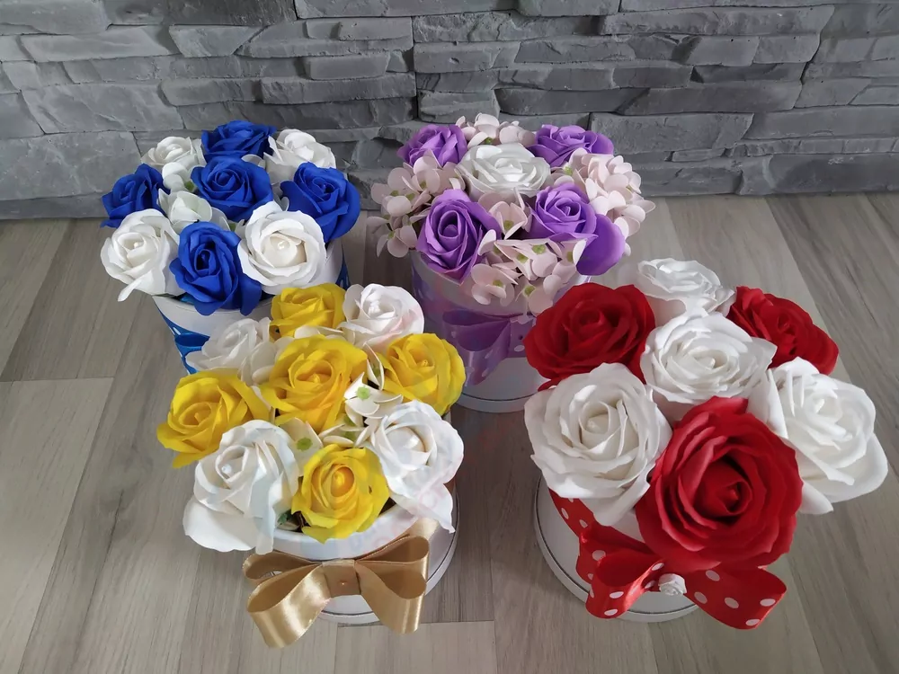Mydlový flower box žlto-biely väčší
