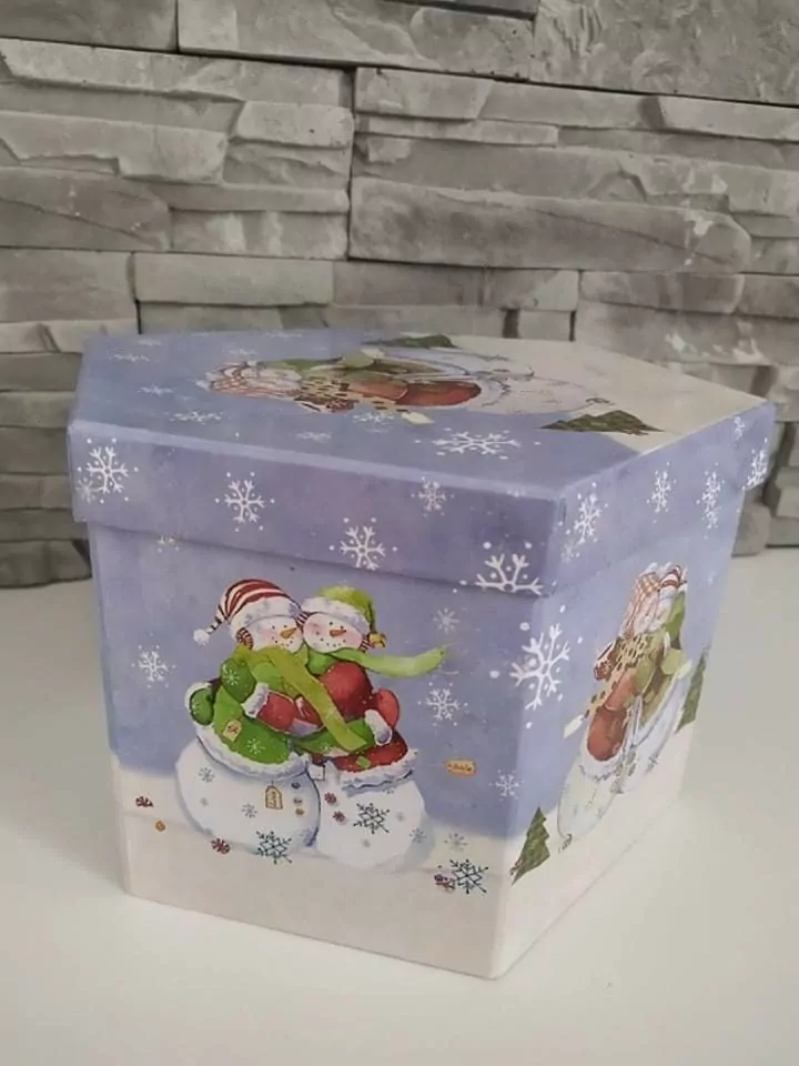 Guličky s motívom snehuliakov