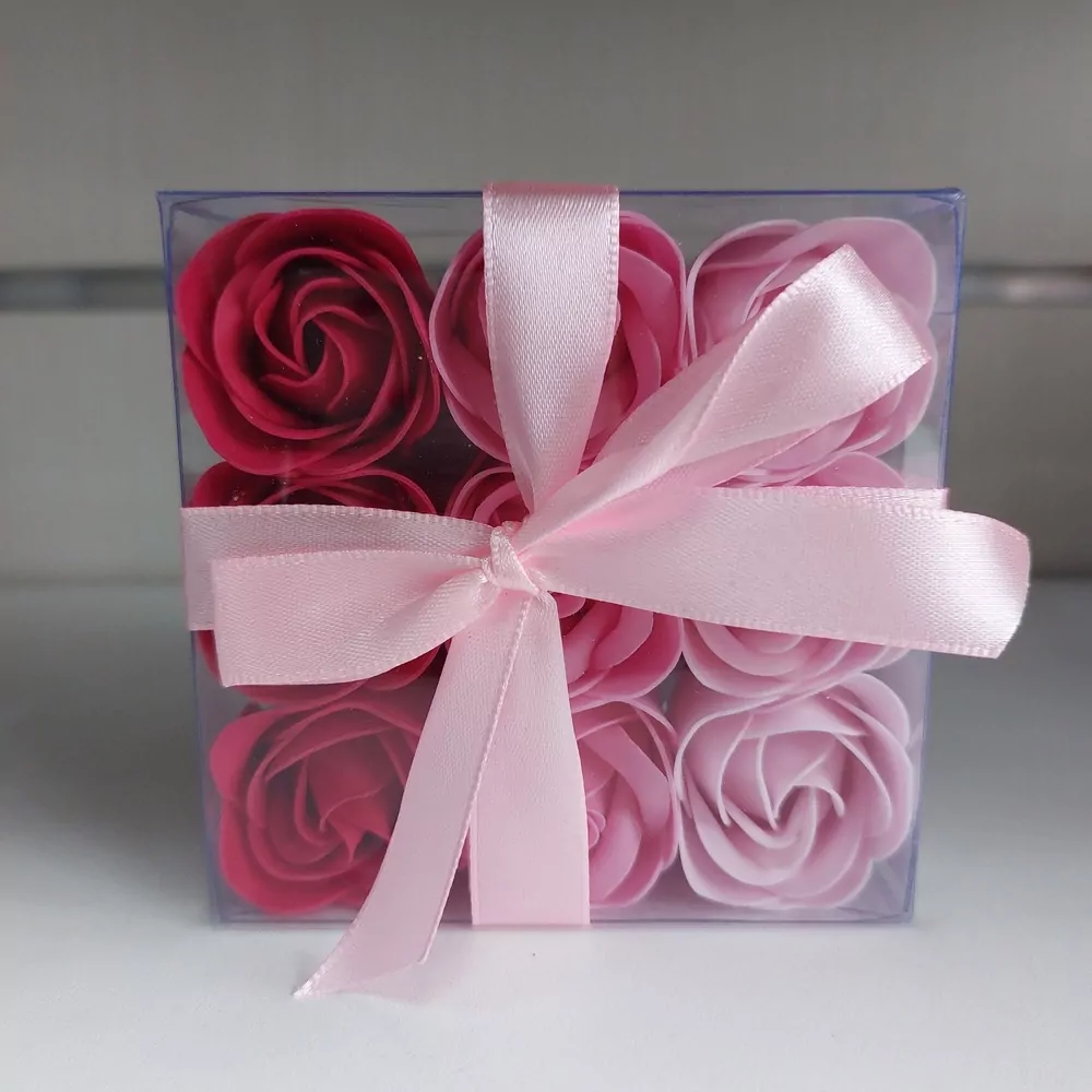 Mydlové ružičky v krabičke so stuhou