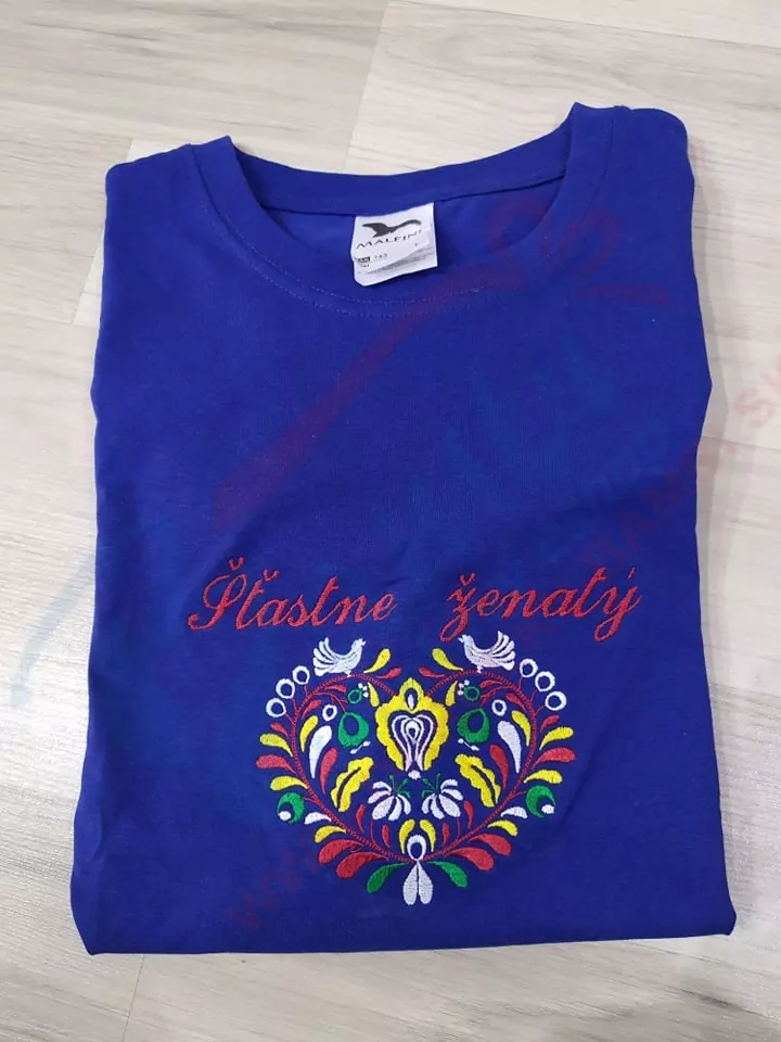 Vyšívané detské tričko s folklórnym vzorom