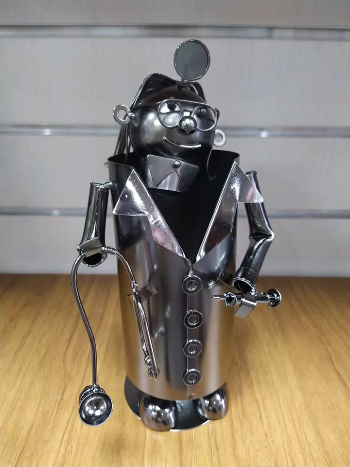 Stojan na víno - Doktorka