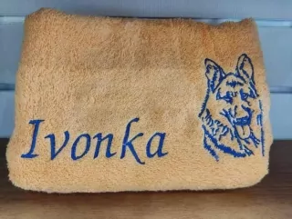 Osuška s menom IVONKA