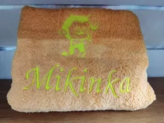 Osuška s menom MIKINKA