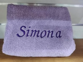 Osuška s menom Simona