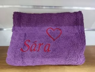 Osuška s menom Sára