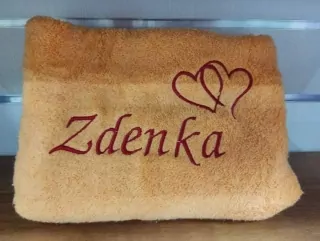 Osuška s menom Zdenka