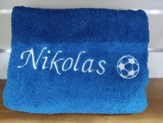 Osuška s menom Nikolas