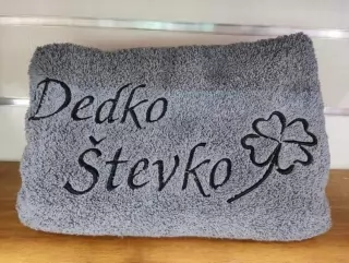 Osuška s nápisom Dedko Števko
