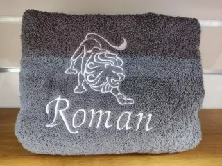 Osuška s menom Roman