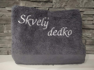 Osuška s nápisom Skvelý dedko