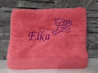 Osuška s menom Elka
