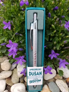 Pero s menom: Dušan