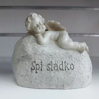 Anjel na kameni: Spi sladko